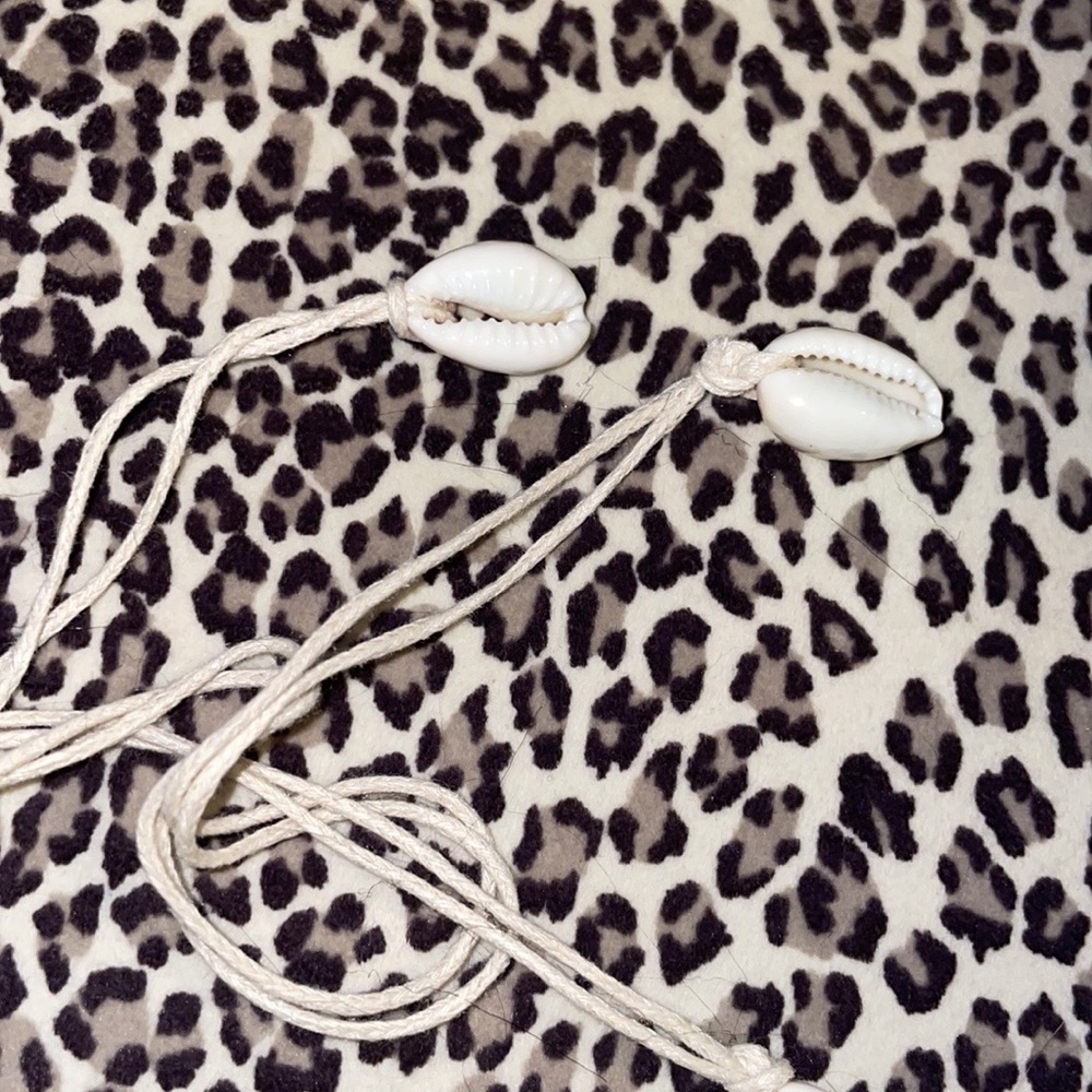 Shell necklace ๐๐ - Picture 2 of 4